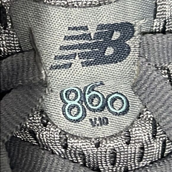 🔥🔥 NEW BALANCE 860 V10 Running Shoes - Silver/Mint - Women Sz 9.5 - EXCELLENT - Picture 6 of 12